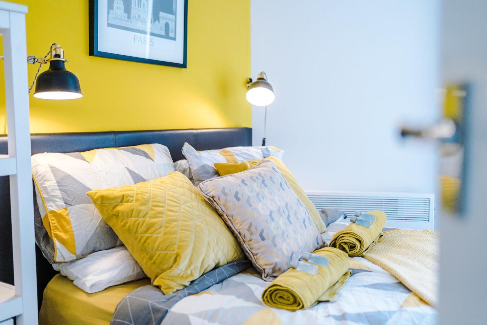 Апартаменти Opp Liverpool - Perfect For Contractors And Travellers, Big Savings Booking 4 Nights Or More! Номер фото