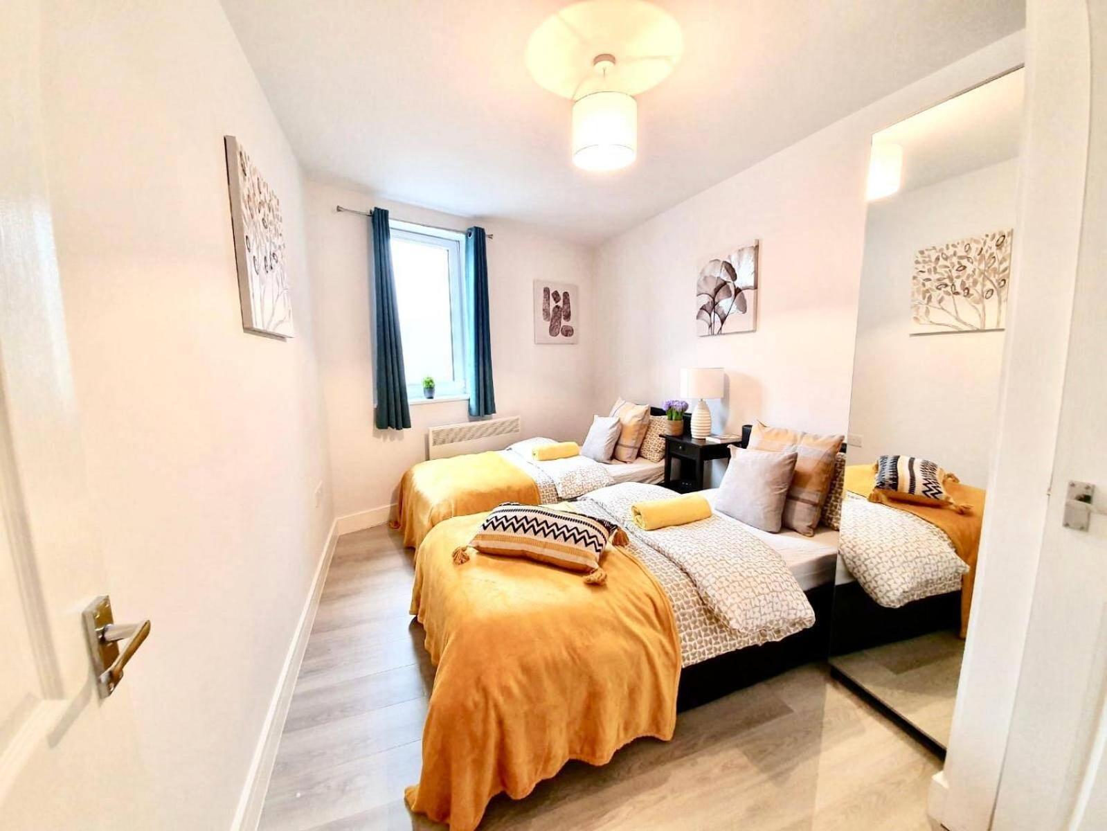 Апартаменти Opp Liverpool - Perfect For Contractors And Travellers, Big Savings Booking 4 Nights Or More! Номер фото