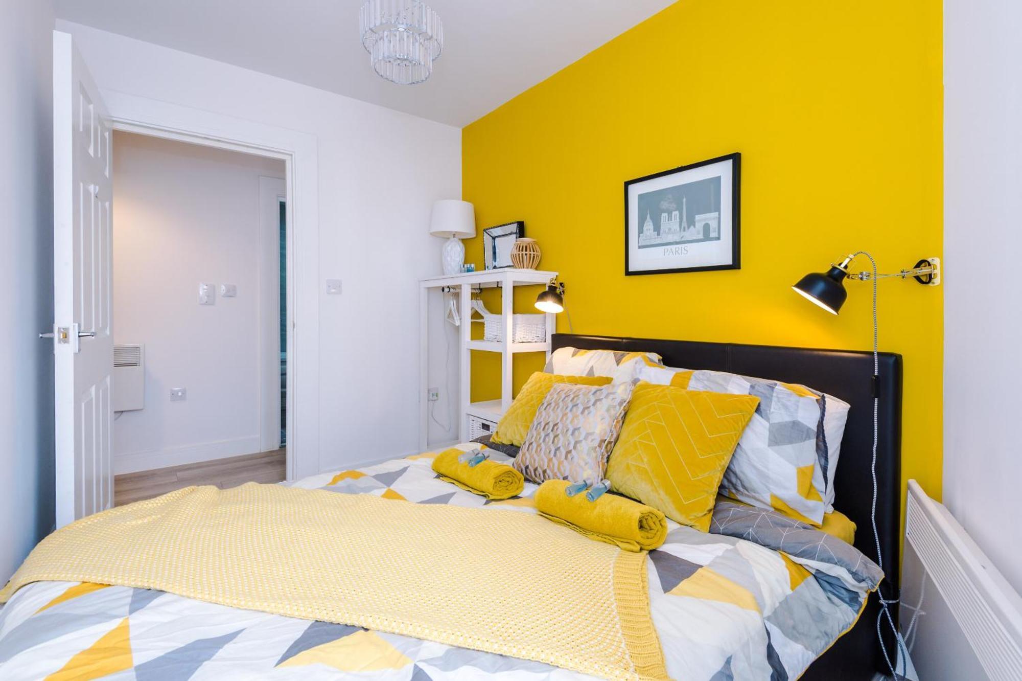 Апартаменти Opp Liverpool - Perfect For Contractors And Travellers, Big Savings Booking 4 Nights Or More! Номер фото